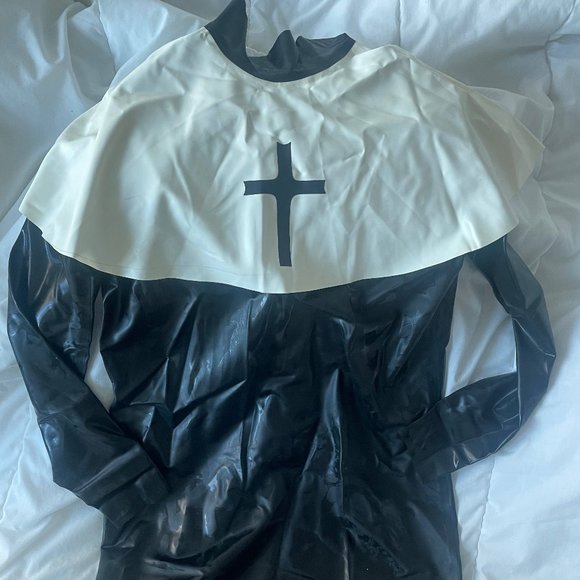 Latex Nun Dress - Picture 1 of 4